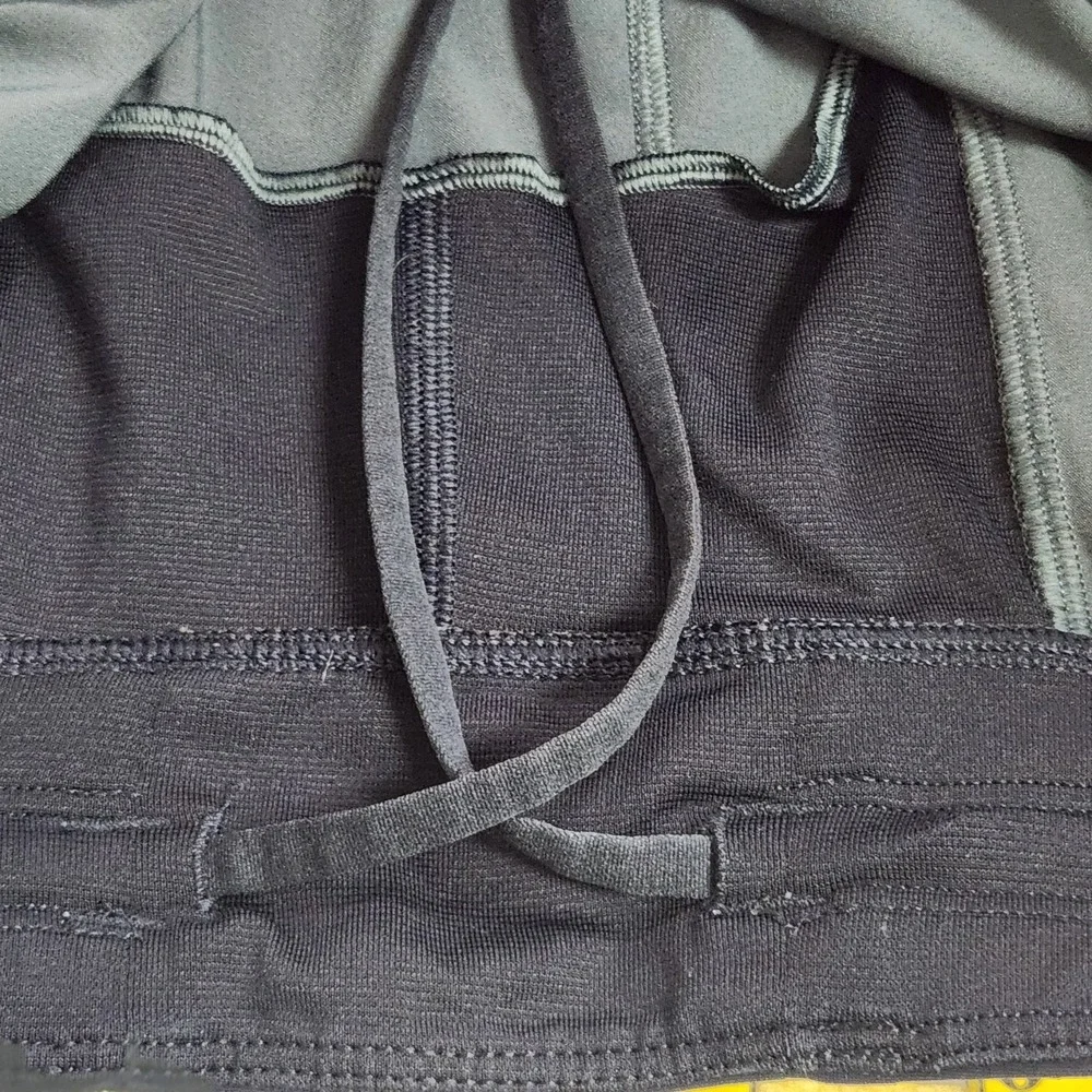 Lululemon Mens The 11 Inch Pull On‎ Shorts Size L Blue Drawstring Workout Gym